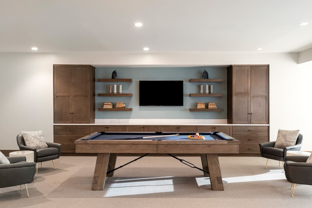 At Waters Edge, We Offer An Outstanding Billiard Room Which Is One Of Many Places Where Residents Meet.