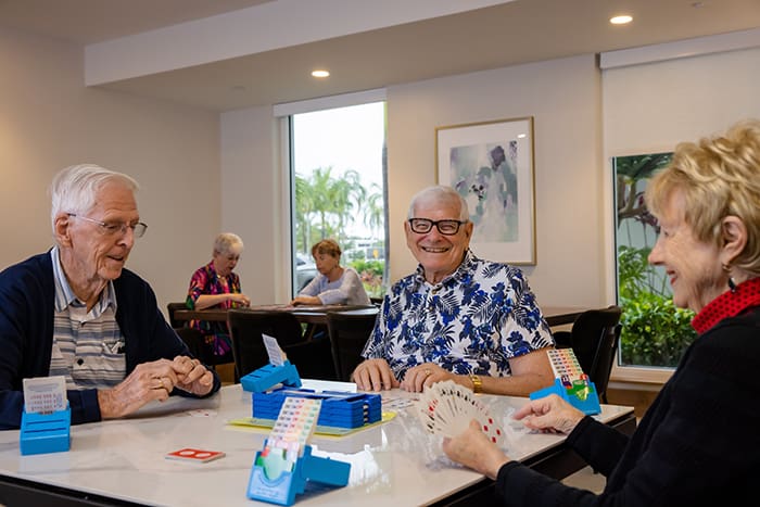 amavida Residents love to play cards.
